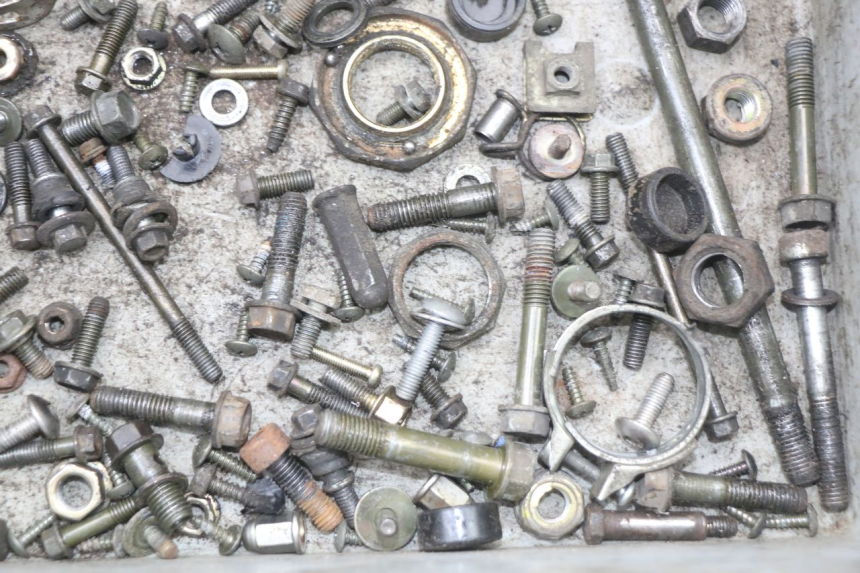 photo de SACO DE PARAFUSOS E FERRAGENS KYMCO DINK 4T 50 (2007 - 2018) - Ampliação técnica