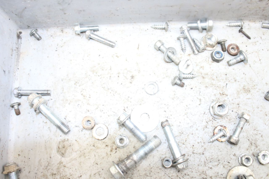 photo de SACO DE PARAFUSOS E FERRAGENS CCR DIRT BIKE 125 - Detalhe da peça
