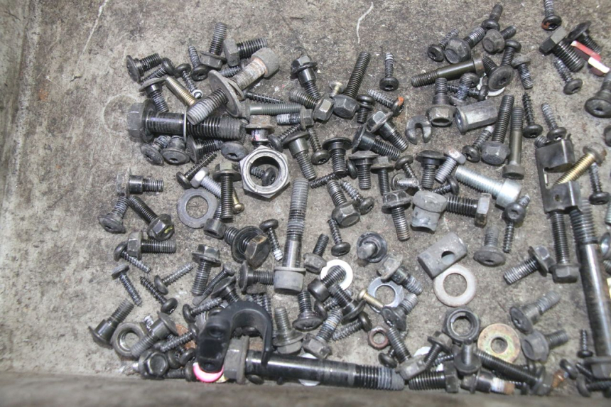 photo de SACO DE PARAFUSOS E FERRAGENS PEUGEOT DJANGO 4T 50 (2014 - 2019) - Detalhe da peça