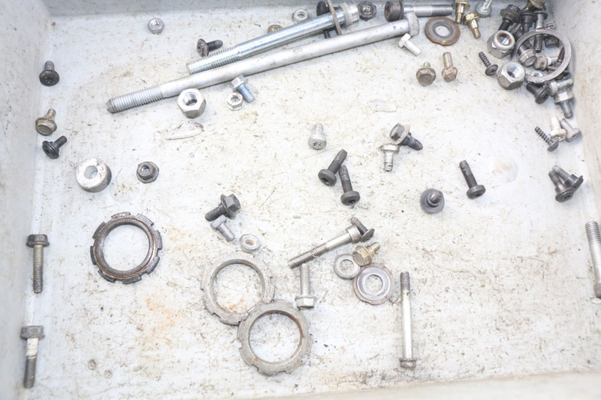 photo de SACO DE PARAFUSOS E FERRAGENS PEUGEOT ELYSTAR 50 (2002 - 2014) - Detalhe da peça