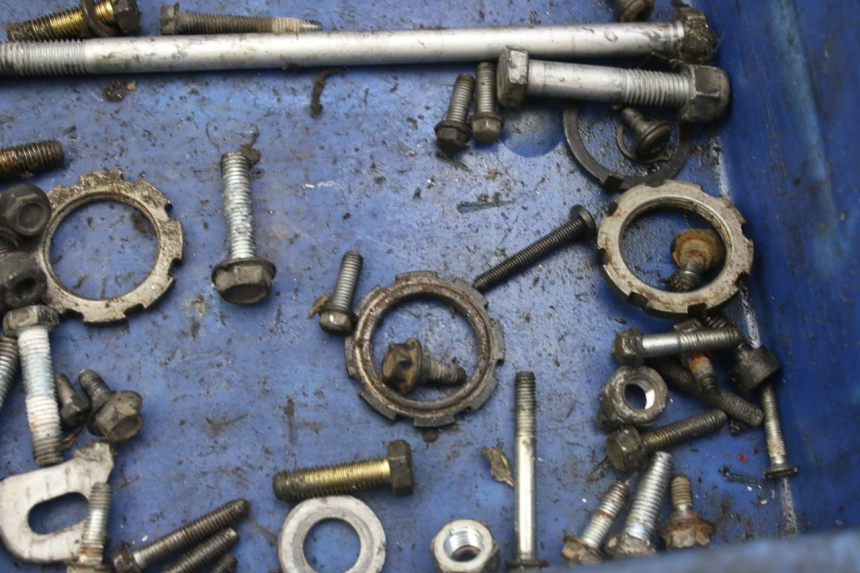 photo de SACO DE PARAFUSOS E FERRAGENS PEUGEOT ELYSTAR 50 (2002 - 2014) - Detalhe da peça