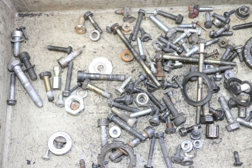 photo de SACO DE PARAFUSOS E FERRAGENS PEUGEOT ELYSTAR 50 (2002 - 2014) - Detalhe da peça
