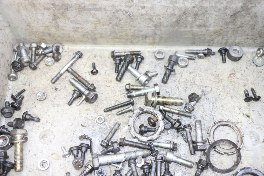 photo de SACO DE PARAFUSOS E FERRAGENS PEUGEOT ELYSTAR 50 (2002 - 2014) - Detalhe da peça