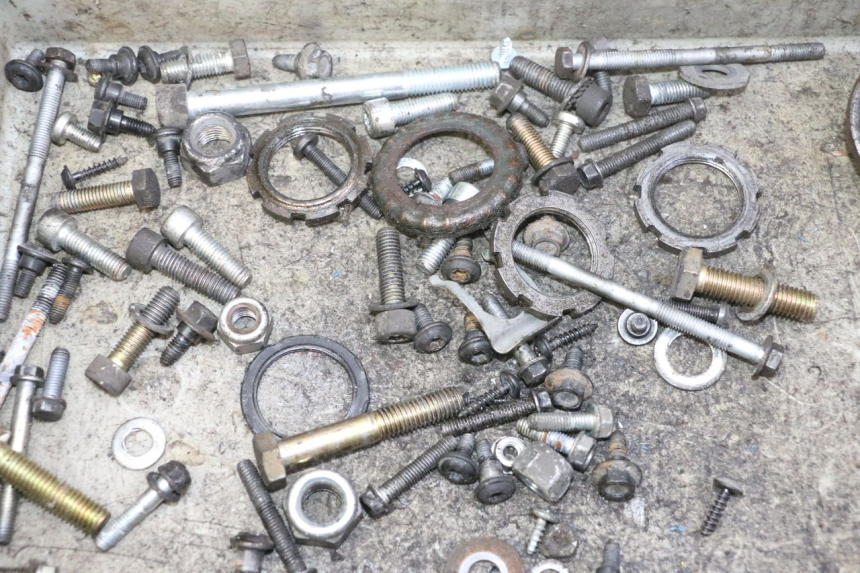 photo de SACO DE PARAFUSOS E FERRAGENS PEUGEOT ELYSTAR 50 (2002 - 2014) - Detalhe da peça