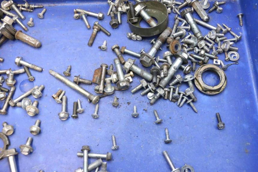photo de SACO DE PARAFUSOS E FIXADORES KEEWAY F-ACT FACT EVO 50 (2020 - 2026) - Detalhe da peça