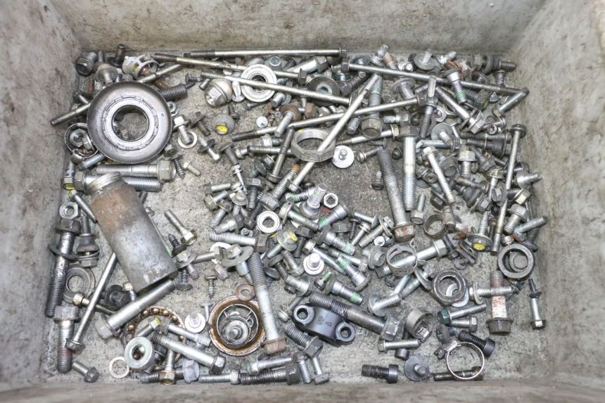 photo de SACO DE PARAFUSOS E FERRAGENS HONDA FES S-WING SWING ABS 125 (2007 - 2015) - Vista principal