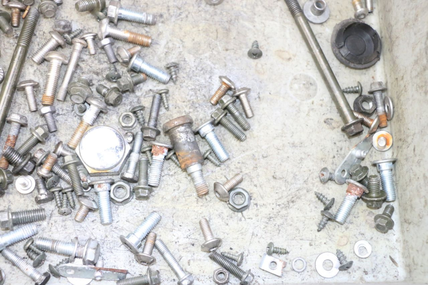 photo de SACO DE PARAFUSOS E FIXADORES STAHO FH 50 (2018 - 2019) - Zoom do estado de desgaste