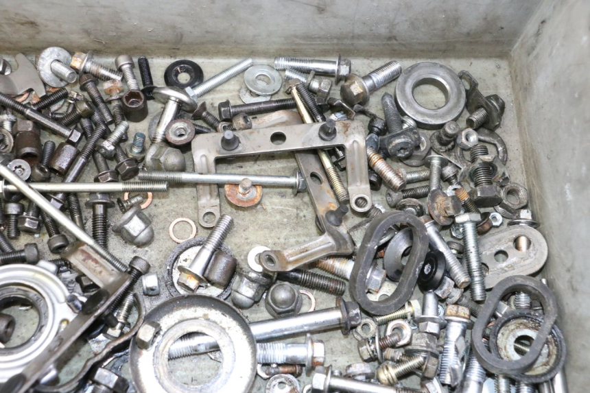 photo de SACO DE PARAFUSOS E FERRAGENS YAMAHA FJ 36Y 1100 (1984 - 1985) - Vista geral