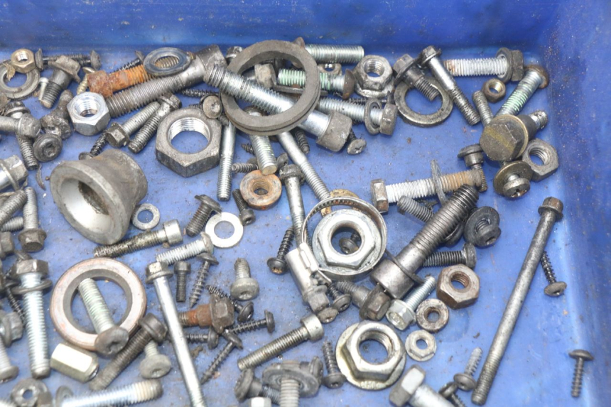 photo de SACO DE PARAFUSOS E FERRAGENS PEUGEOT GEOPOLIS 400 (2007 - 2013) - Outro ângulo de visão