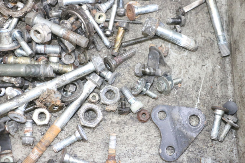 photo de SACO DE PARAFUSOS E FIXADORES KAWASAKI GPX R WARBIRD 600 (1988 - 1993) - Ampliação técnica