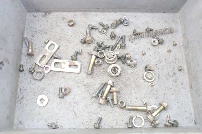 photo de SACO DE PARAFUSOS E FIXADORES EUROCKA GREEN 1 - Detalhe da peça