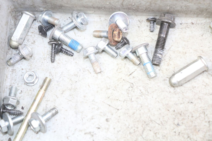 photo de SACO DE PARAFUSOS E FERRAGENS JM MOTORS GT LINE 4T 50 (2021 - 2023) - Ampliação técnica