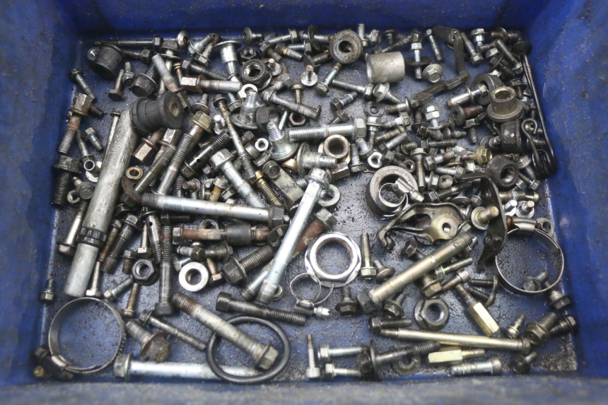 photo de SACO DE PARAFUSOS E FERRAGENS HONDA CBR F 1000 (1993 - 1996) - Vista principal