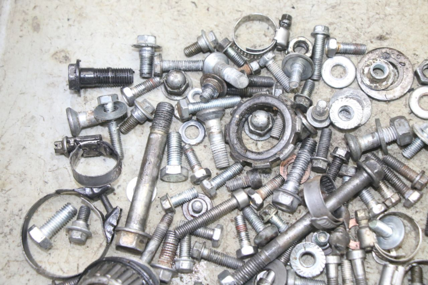 photo de SACO DE PARAFUSOS E FERRAGENS HONDA CR 85 (2003 - 2007) - Detalhe da peça