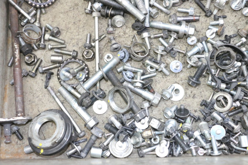 photo de SACO DE PARAFUSOS E FERRAGENS HONDA FORZA 125 (2021 - 2025) - Detalhe da peça