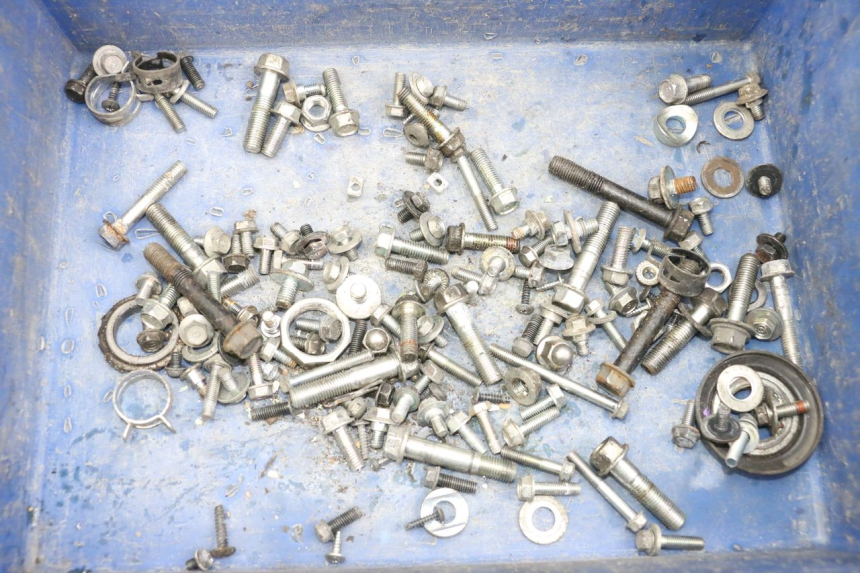 photo de SACO DE PARAFUSOS E FERRAGENS HONDA PCX (JF28) 125 (2009 - 2011) - Detalhe da peça