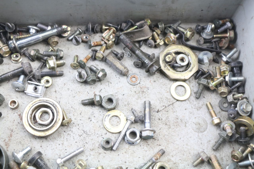 photo de SACO DE PARAFUSOS E FERRAGENS SYM JET 4 50 (2010 - 2014) - Detalhe da peça