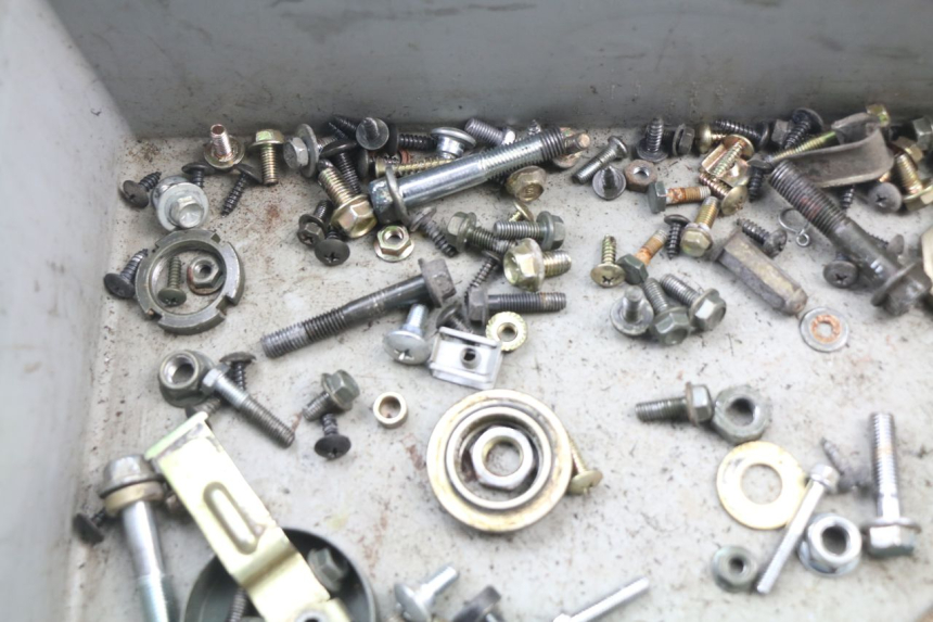 photo de SACO DE PARAFUSOS E FERRAGENS SYM JET 4 50 (2010 - 2014) - Ampliação técnica