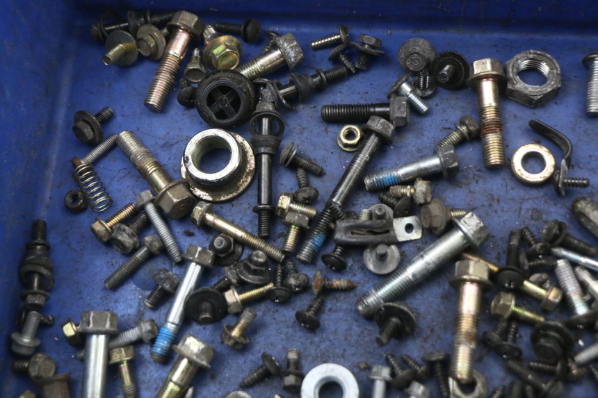photo de SACO DE PARAFUSOS E FIXADORES SYM JOYRIDE EVO 125 (2009 - 2016) - Detalhe da peça