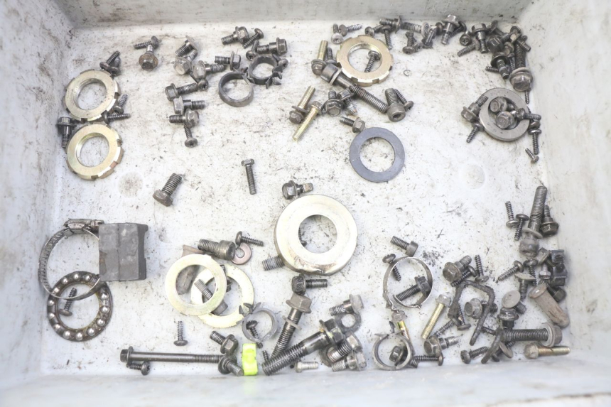 photo de SACO DE PARAFUSOS E FIXADORES PEUGEOT KISBEE 2T 50 (2010 - 2017) - Vista principal