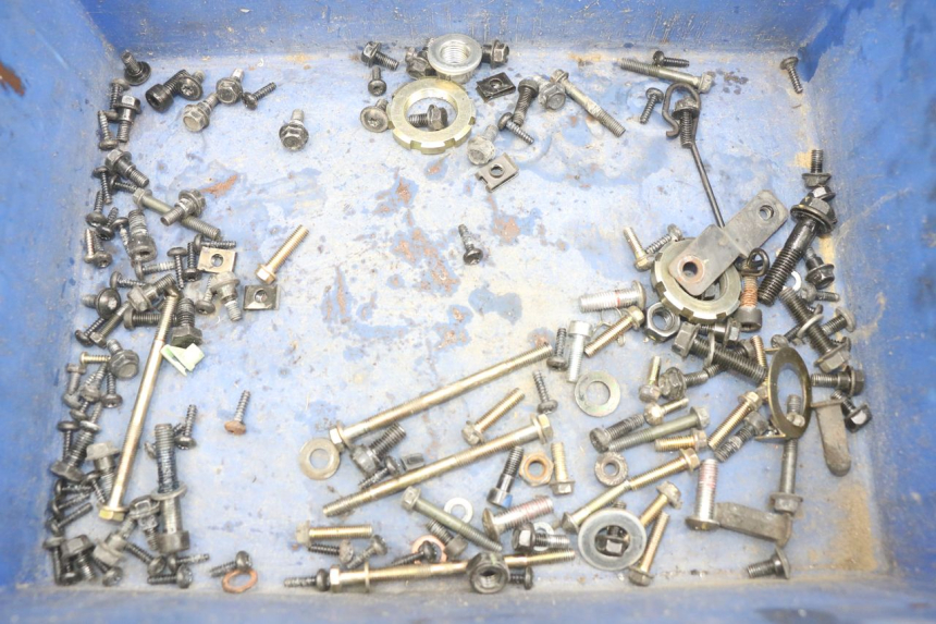 photo de SACO DE PARAFUSOS E FIXADORES PEUGEOT KISBEE 2T 50 (2010 - 2017) - Vista principal