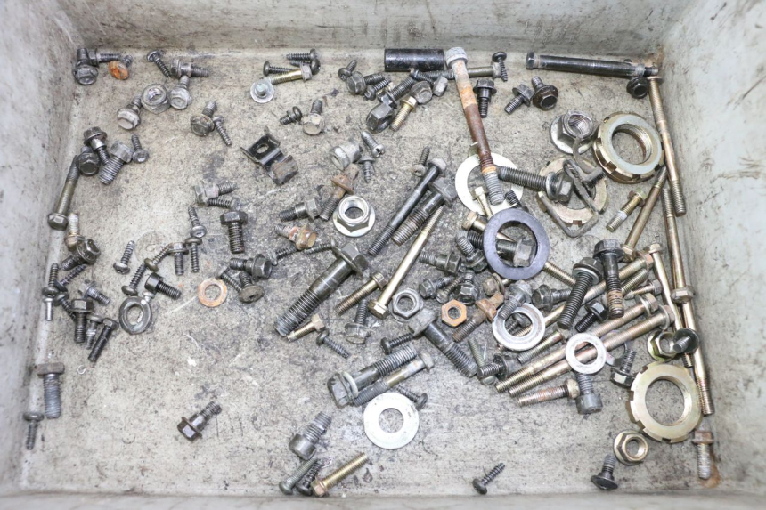 photo de SACO DE PARAFUSOS E FIXADORES PEUGEOT KISBEE 2T 50 (2010 - 2017) - Vista principal