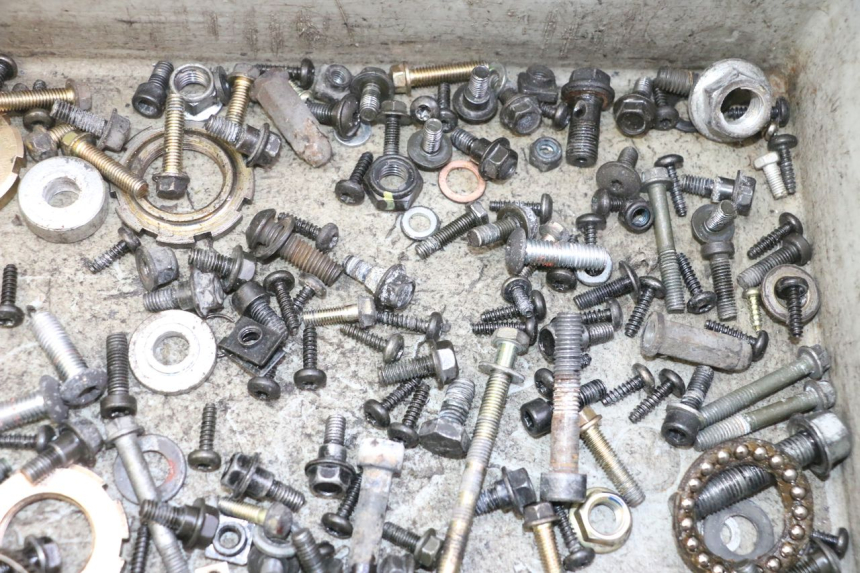photo de SACO DE PARAFUSOS E FIXADORES PEUGEOT KISBEE 2T 50 (2010 - 2017) - Ampliação técnica