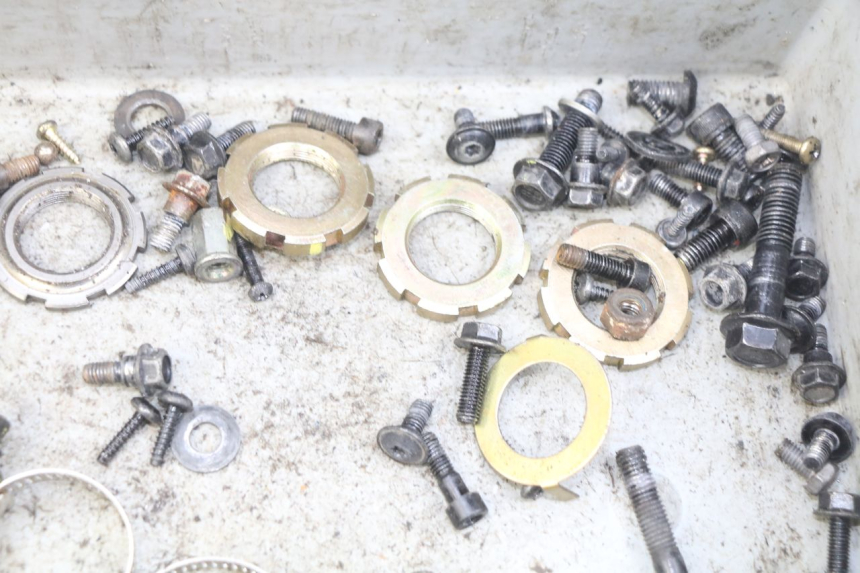 photo de SACO DE PARAFUSOS E FERRAGENS PEUGEOT KISBEE 4T 50 (2018 - 2022) - Outro ângulo de visão