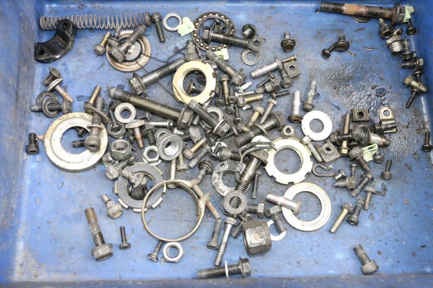 photo de SACO DE PARAFUSOS E FERRAGENS PEUGEOT KISBEE 4T 50 (2010 - 2017) - Detalhe da peça