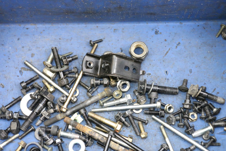 photo de SACO DE PARAFUSOS E FERRAGENS PEUGEOT KISBEE 4T 50 (2018 - 2022) - Detalhe da peça