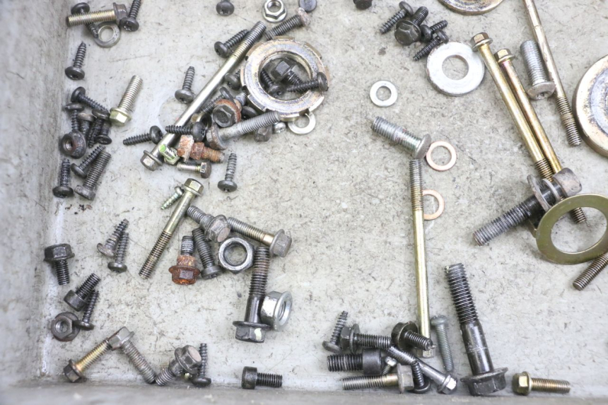 photo de SACO DE PARAFUSOS E FERRAGENS PEUGEOT KISBEE 4T 50 (2010 - 2017) - Ampliação técnica