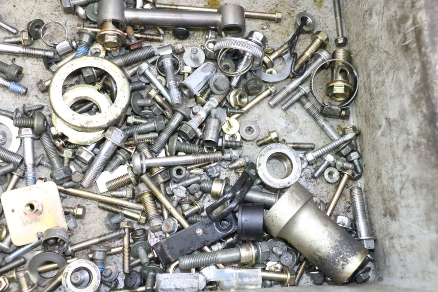 photo de SACO DE PARAFUSOS E FERRAGENS KYMCO XCITING 500 (2007 - 2010) - Detalhe da peça