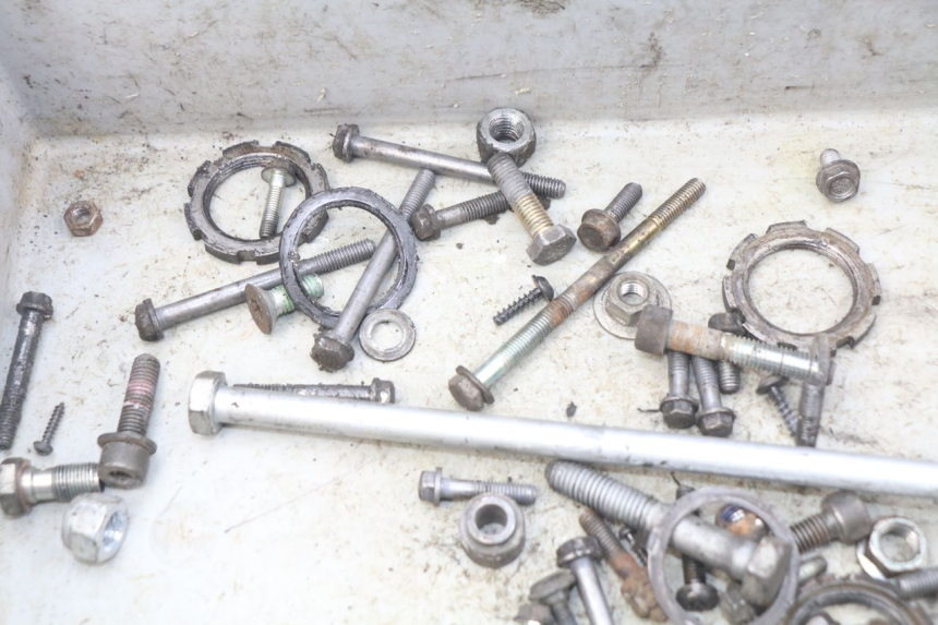 photo de SACO DE PARAFUSOS E FERRAGENS PEUGEOT LUDIX 50 (2008 - 2017) - Outro ângulo de visão
