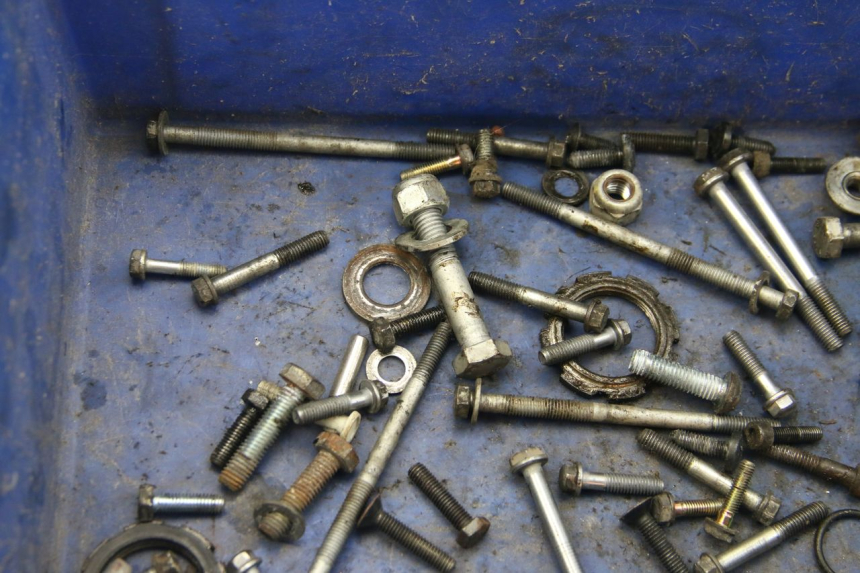 photo de SACO DE PARAFUSOS E FERRAGENS PEUGEOT LUDIX 50 (2008 - 2017) - Ampliação técnica