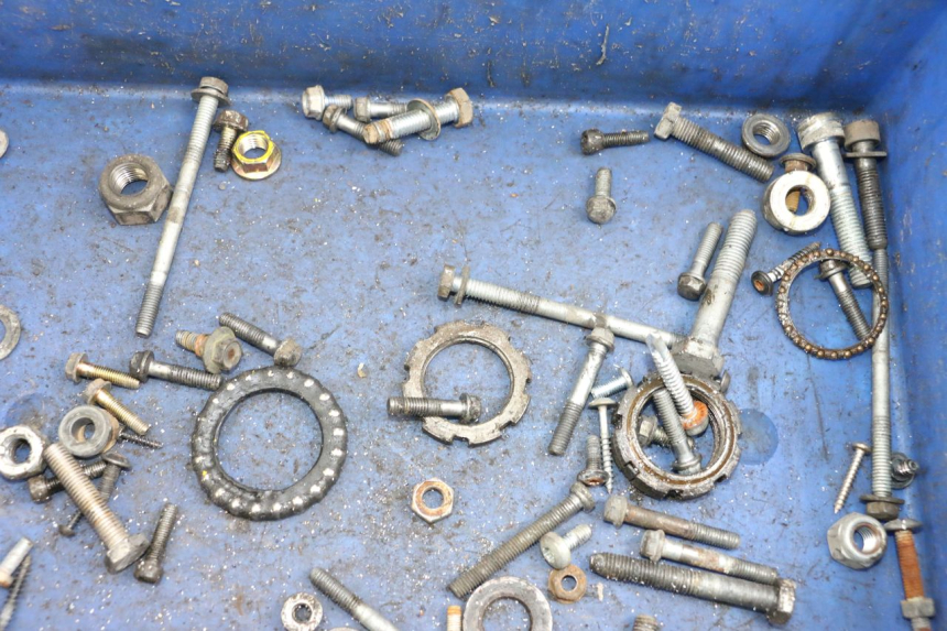 photo de SACO DE PARAFUSOS E FERRAGENS PEUGEOT LUDIX 50 (2008 - 2017) - Zoom do estado de desgaste