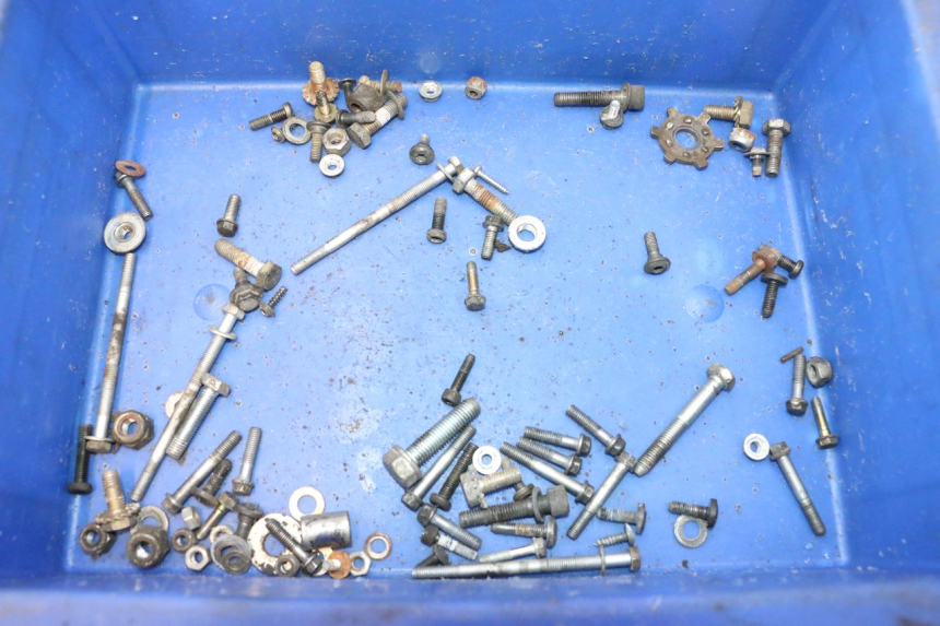 photo de SACO DE PARAFUSOS E FERRAGENS PEUGEOT LUDIX 50 (2005 - 2007) - Vista principal