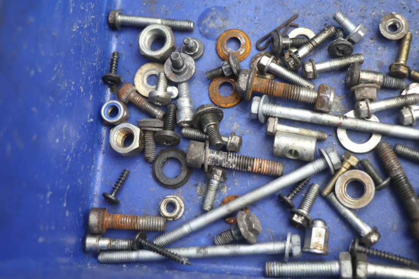 photo de SACO DE PARAFUSOS PARAFUSOS PEUGEOT LUDIX ONE 14P 50 (2004 - 2013) - Detalhe da peça