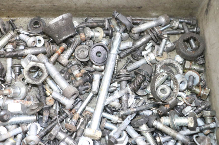photo de SACO DE PARAFUSOS E FIXADORES PIAGGIO MP3 LT 300 (2010 - 2016) - Ampliação técnica