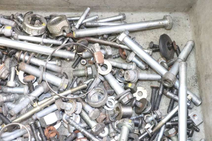 photo de SACO DE PARAFUSOS E FIXADORES PIAGGIO MP3 LT 300 (2010 - 2016) - Ampliação técnica