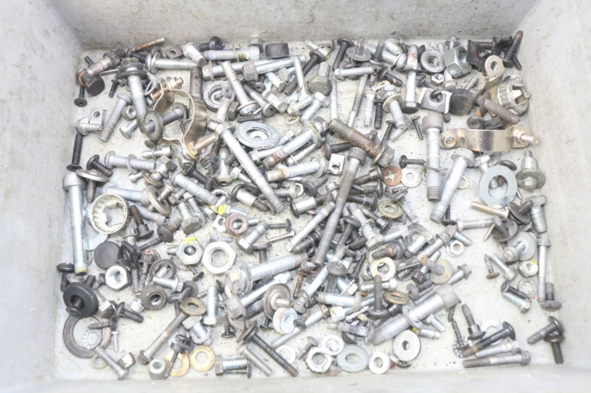 photo de SACO DE PARAFUSOS E FIXADORES PIAGGIO MP3 500 (2011 - 2015) - Vista principal