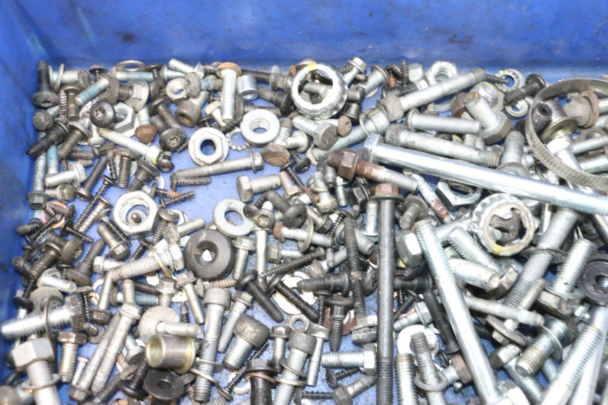 photo de SACO DE PARAFUSOS E FIXADORES PIAGGIO MP3 500 (2016 - 2018) - Ampliação técnica
