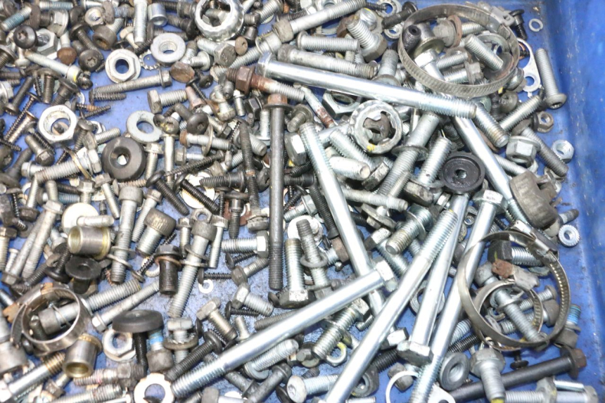 photo de SACO DE PARAFUSOS E FIXADORES PIAGGIO MP3 500 (2016 - 2018) - Vista geral