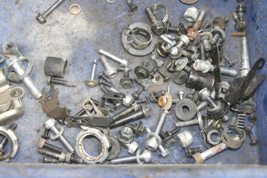 photo de SACO DE PARAFUSOS E FERRAGENS YAMAHA NEOS NEO'S 4T 50 (2008 - 2016) - Zoom do estado de desgaste
