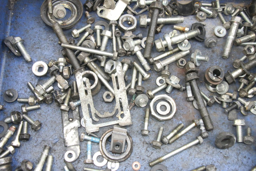 photo de SACO DE PARAFUSOS E FERRAGENS HONDA PCX (JF28) 125 (2009 - 2011) - Detalhe da peça