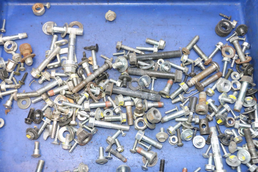 photo de SACO DE PARAFUSOS E FIXADORES HONDA PCX (JF57/JF64) 125 (2014 - 2018) - Detalhe da peça