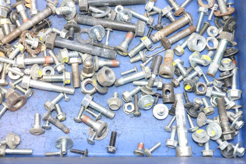 photo de SACO DE PARAFUSOS E FIXADORES HONDA PCX (JF57/JF64) 125 (2014 - 2018) - Ampliação técnica