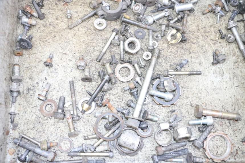 photo de SACO DE PARAFUSOS E FERRAGENS PEUGEOT ELYSTAR 50 (2002 - 2014) - Detalhe da peça