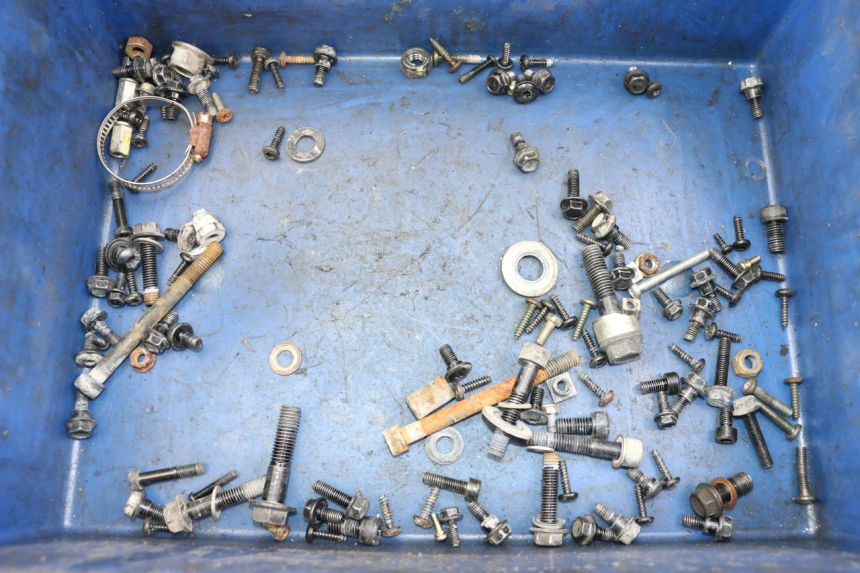 photo de SACO DE PARAFUSOS E FERRAGENS PEUGEOT KISBEE 4T 50 (2018 - 2022) - Vista principal