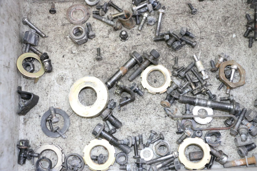 photo de SACO DE PARAFUSOS E FERRAGENS PEUGEOT KISBEE 4T 50 (2010 - 2017) - Detalhe da peça