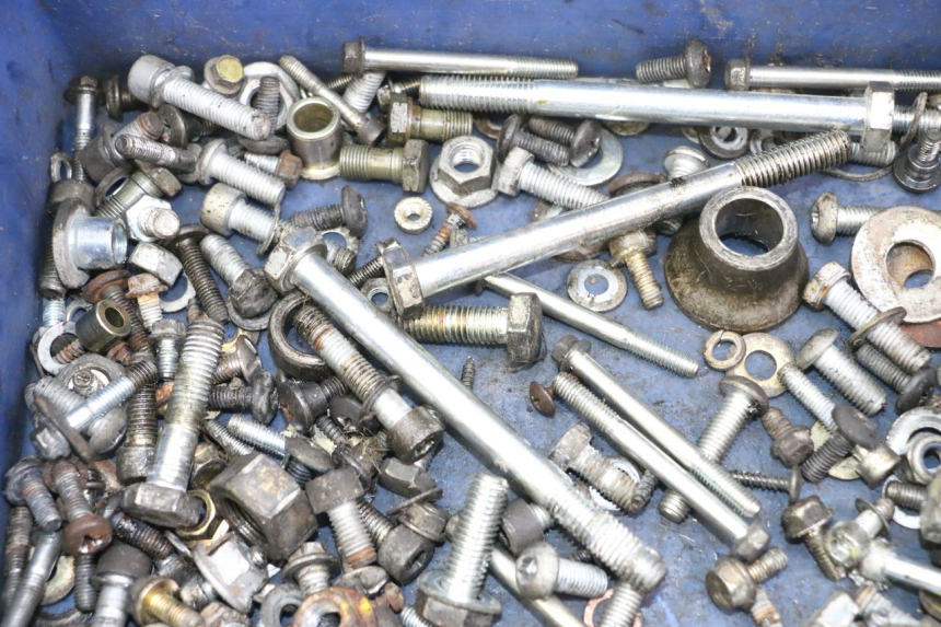photo de SACO DE PARAFUSOS E FERRAGENS PIAGGIO MP3 125 (2006 - 2014) - Ampliação técnica